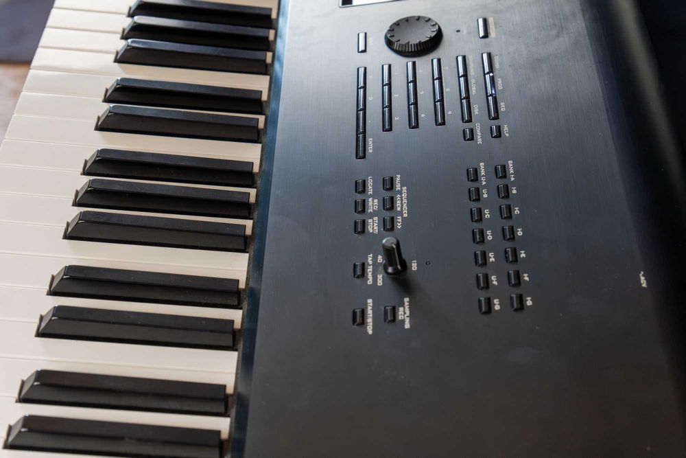 Korg Kronos 88 - Teclado workstation