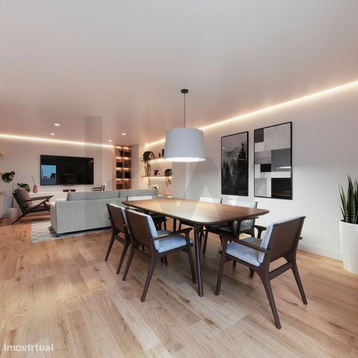 Apartamento T4 Remodelado a 4 min da Praia – Paço de Arcos