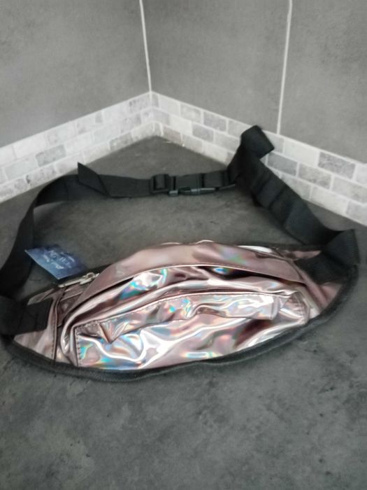 Nowa modna nerka holo