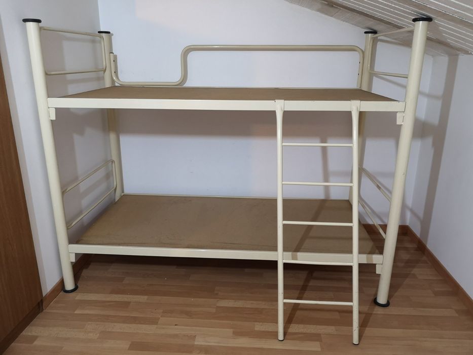 Beliche em metal cor beje