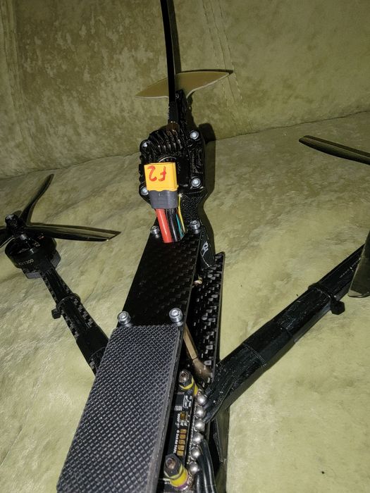 Дрон фпв новий fpv