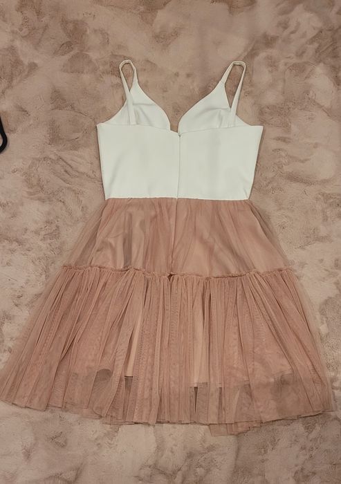 Sukienka tiulowa damska Locaria 34 KOKO moda pudrowy róż wesele