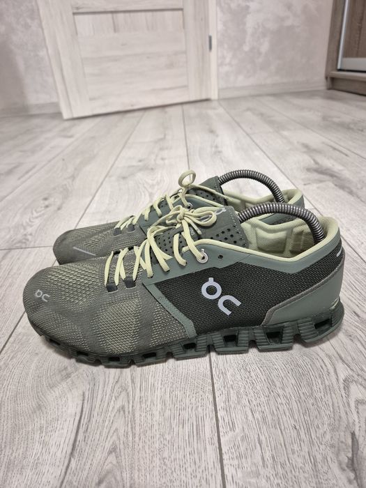 On Running Cloud,44