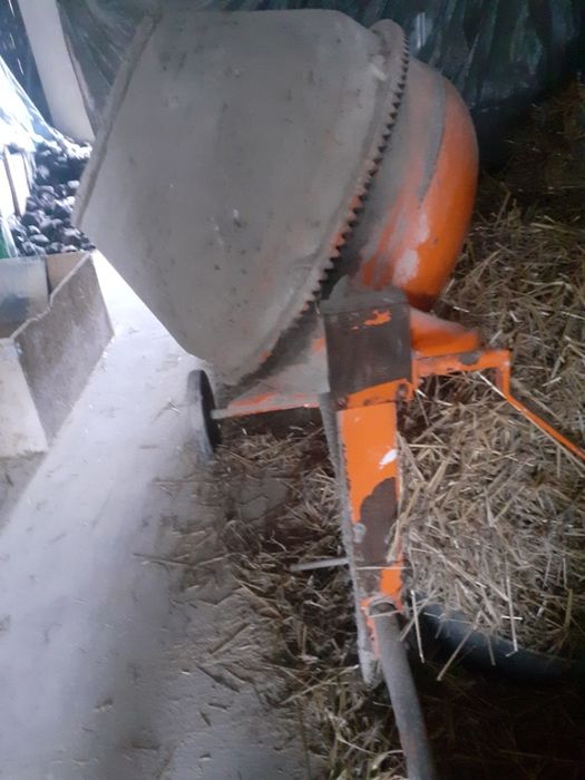 Betoniarkę sprawną zamienię