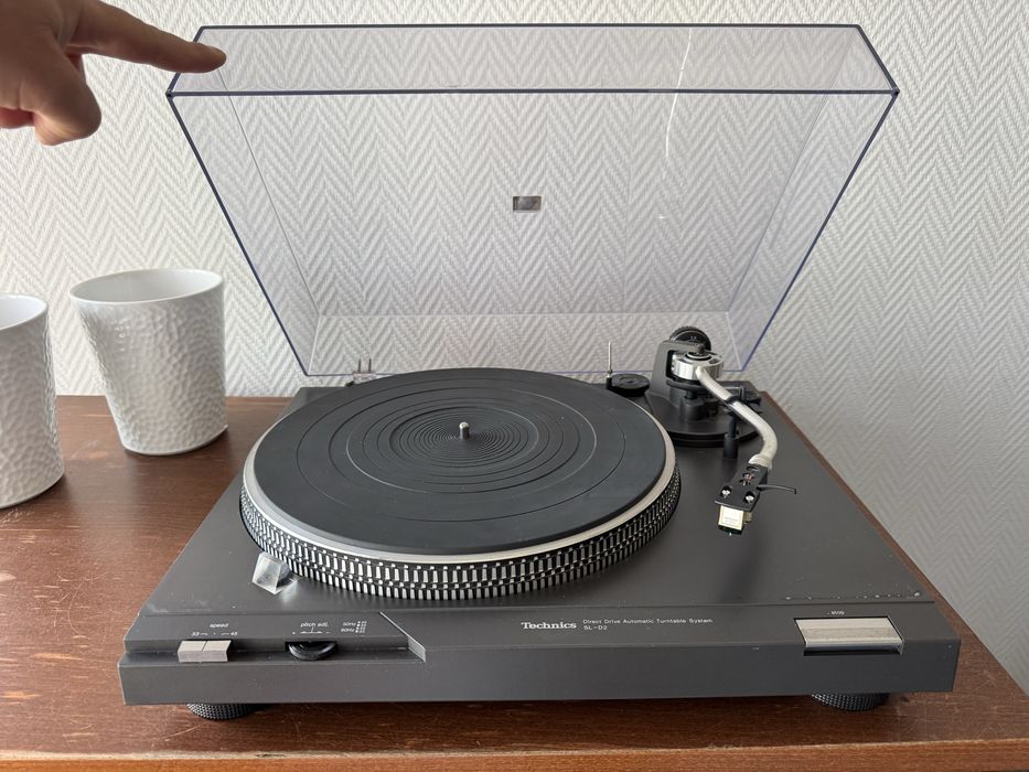 Gramofon Technics Sl-D2