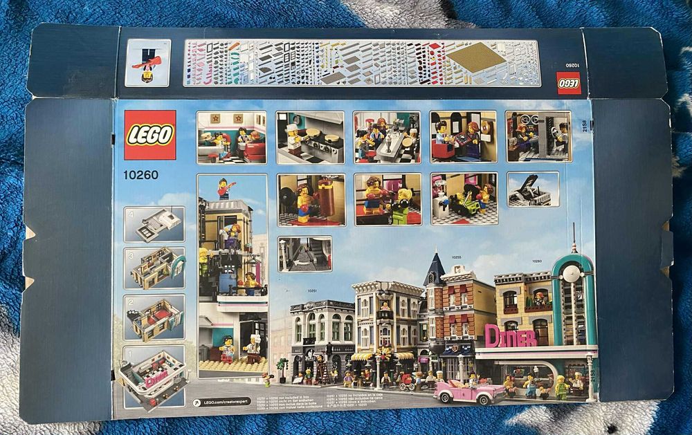 Witam mam do sprzedania Karton po zestawie Lego 10260