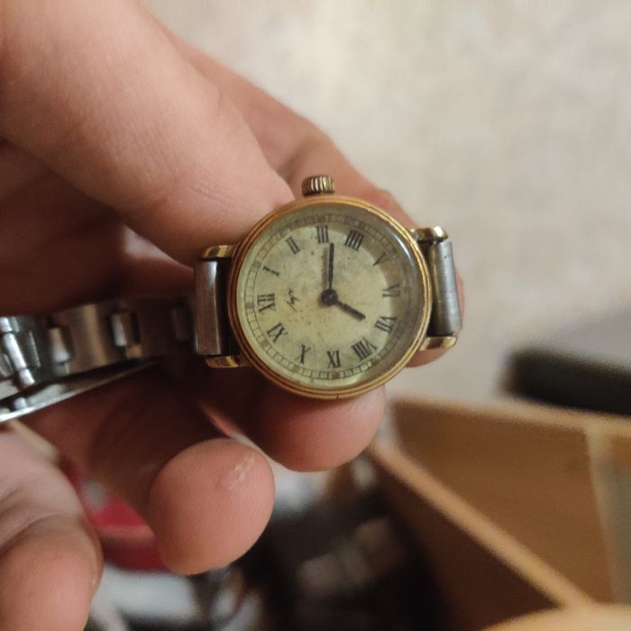 Часы наручные советские