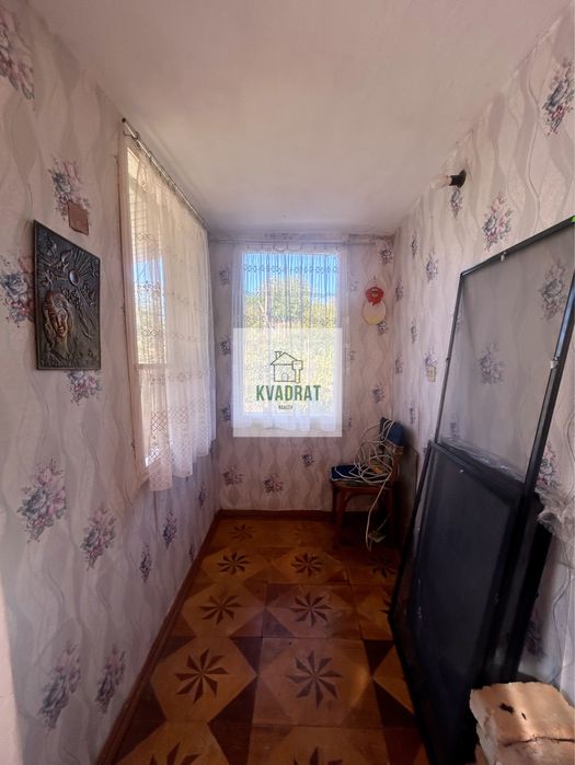 Продам двохповерхову дачу з неймовірним видом на річку Дністер