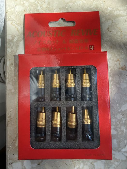 Acoustic Revive SIP-8Q izolator gniazd RCA