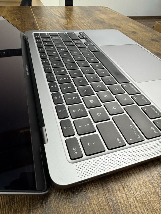Apple MacBook Air M1 | 8GB / 256GB SSD | Space Gray | Bateria 86% | Komplet BOX
