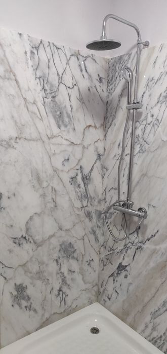 Serviços canalizações e eletricidade