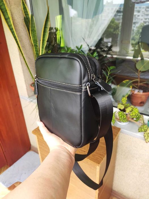 Кожаная мужская Сумка-Барсетка. На плечо.  Черная.