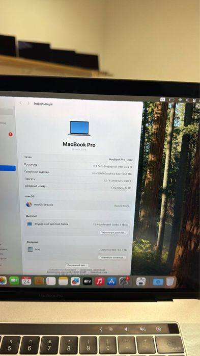 MacBook Pro 15” 2018 Space Gray . Стан: 9/10(Дуже Хороший Стан)