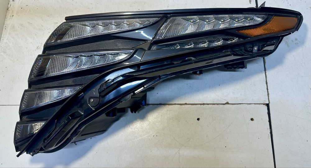 фара левая Hyundai Tucson USA LED 2022 2023 2024 92207CW010