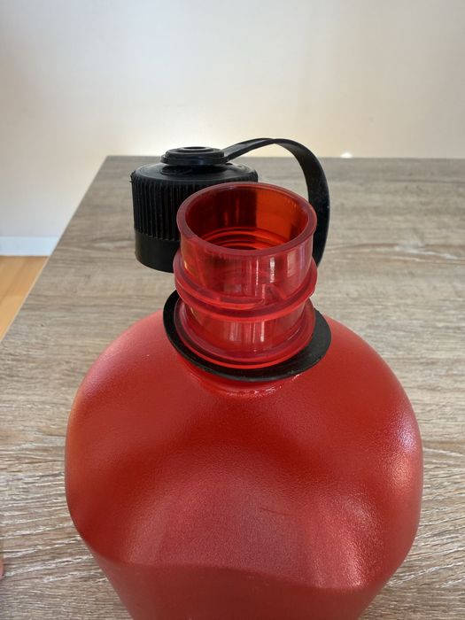 Оригінальна фляга Nalgene Oasis червоного кольору