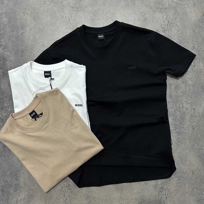 Чоловіча стильна футболка HUGO BOSS