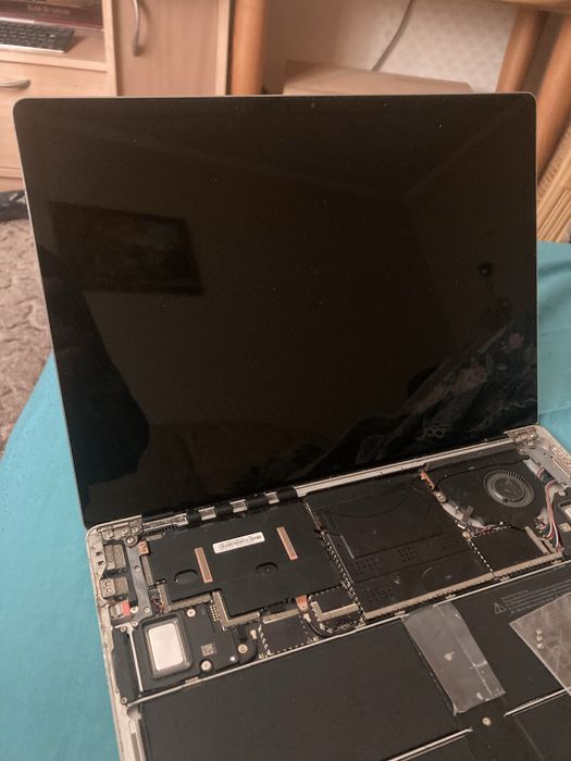 Дисплей,  Microsoft Surface Laptop  1769