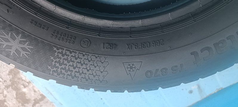 2 x opony (nr.75) 175/65R14 82 T Continental WinterContact TS 870
