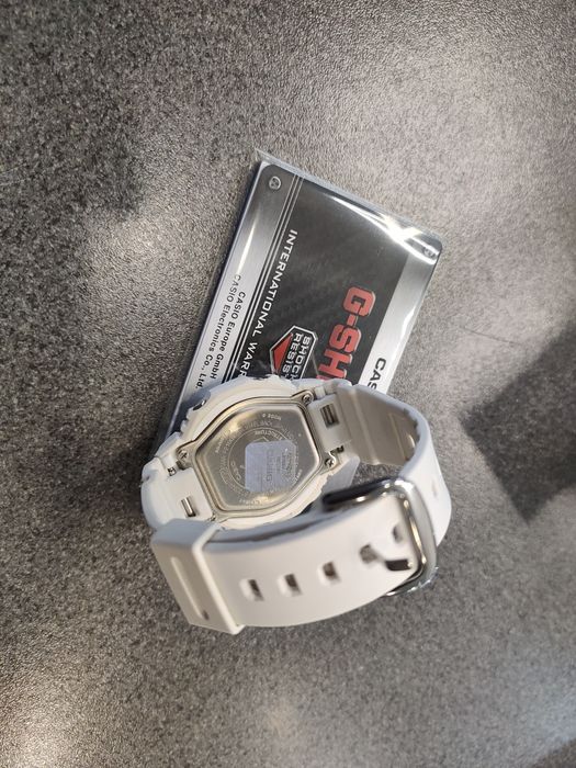 W2//Casio/ GMA-P2100-7AER Zegarek Damski/ Szczecin