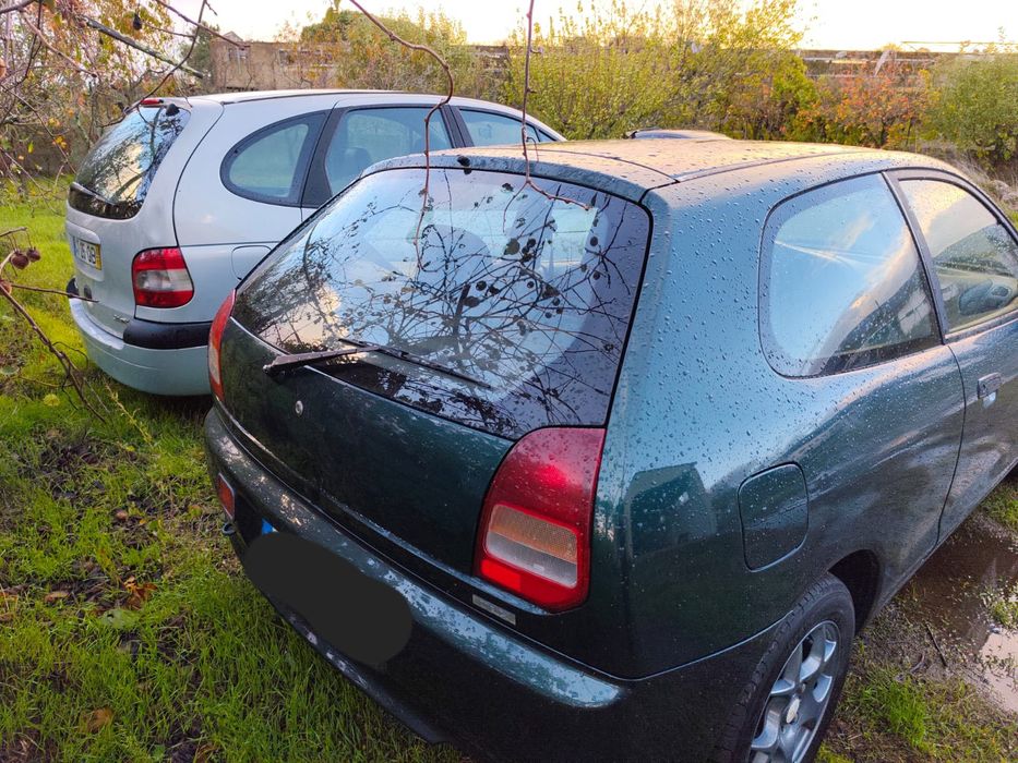 Mitsubishi Colt 1.3 Glx ano 1997 para peças todo o Material disponível