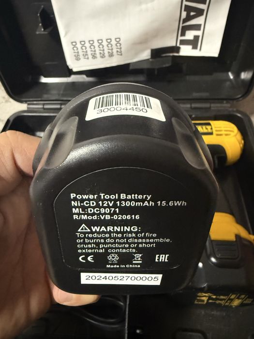 Dewalt DC727 шуроповерт