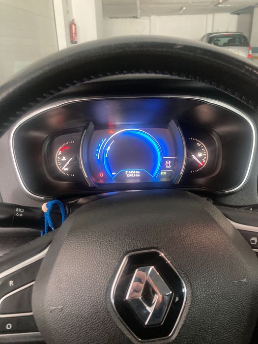 Renault Megane ST 2016/2017 Automática — Familiar (Opção PMR)
