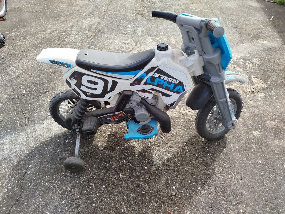 Moto bateria criança