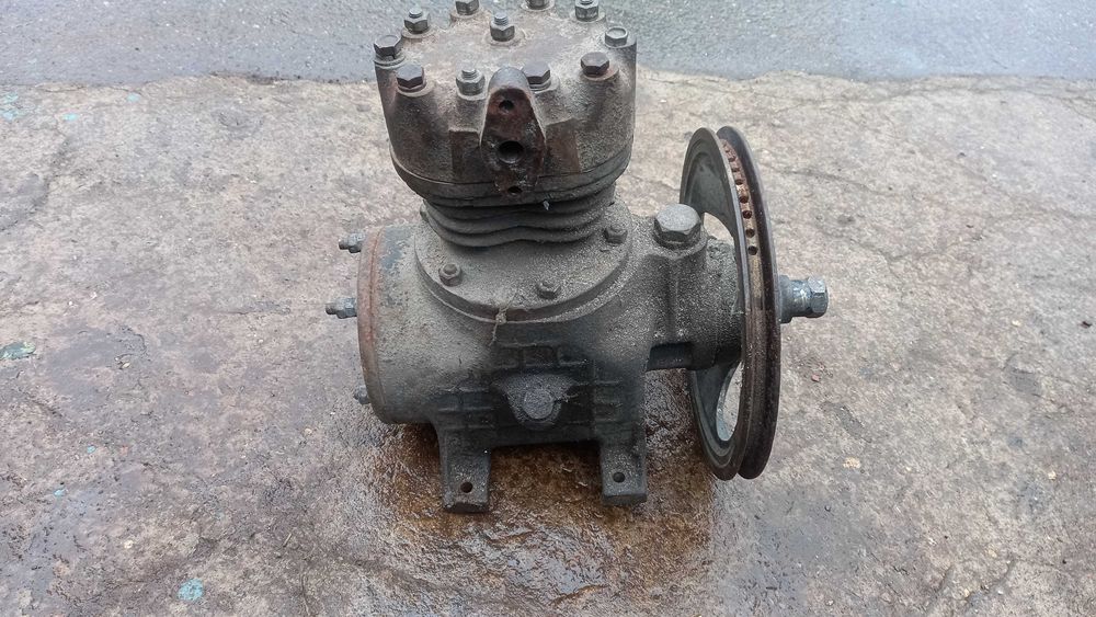 Продам компресор