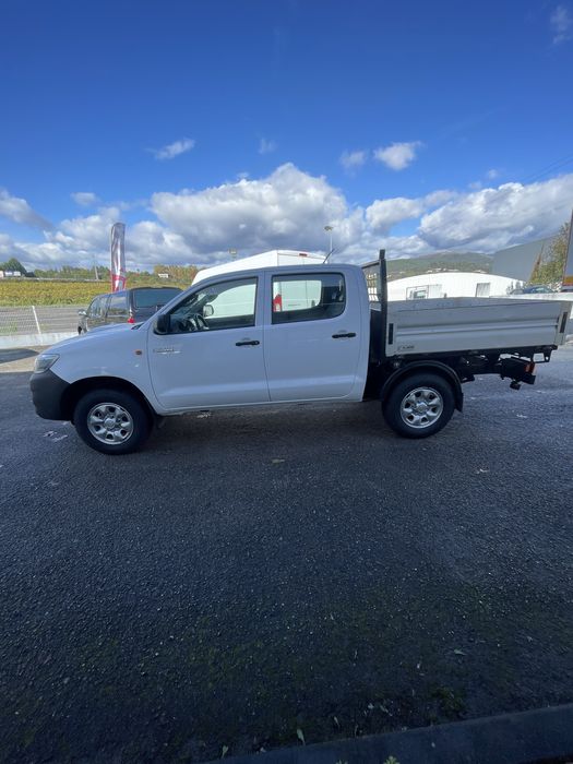 Toyota Hilux 4x2 D4D 145cv