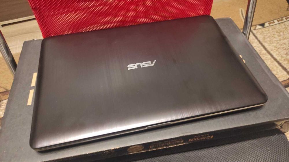 Ноутбук Asus R541N / 15.6" / Intel Pentium N4200 (4 ядра)