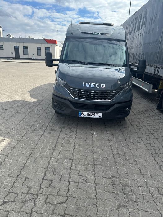 Послуги евакуатора по Україні та Європі