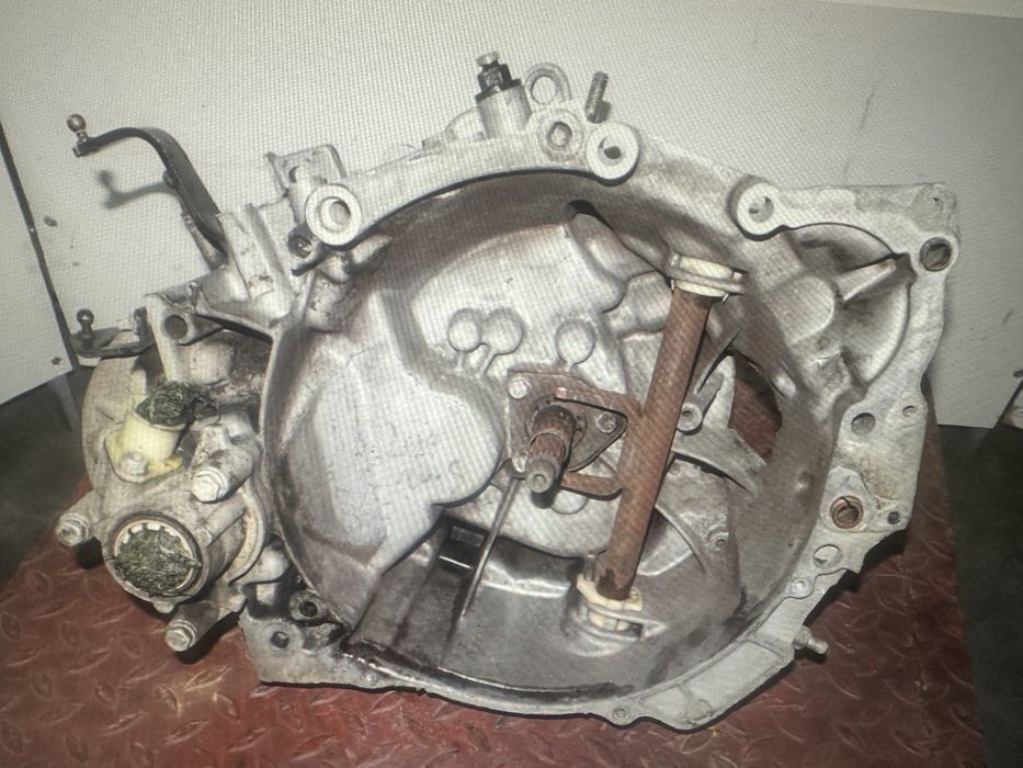 Caixa de velocidade citroen berligo 1.9 D REF:20TE20