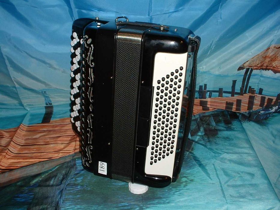 Acordeao  a venda G , N. 189