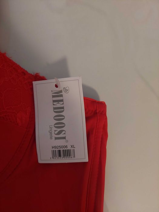 Biustonosz damski czerwony