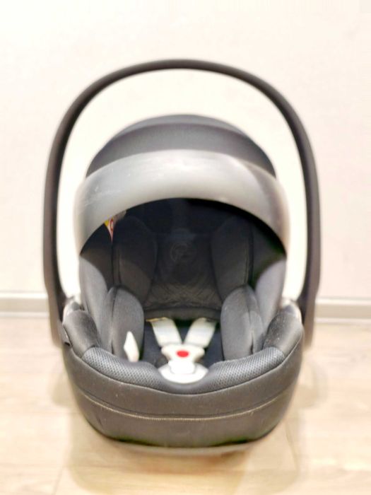 Cybex Cloud T+, czarny, Rozkładany Fotelik samochodowy 0-13 kg nosidło