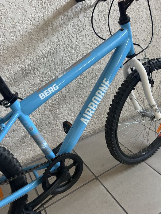 bicicleta berg airborne azul