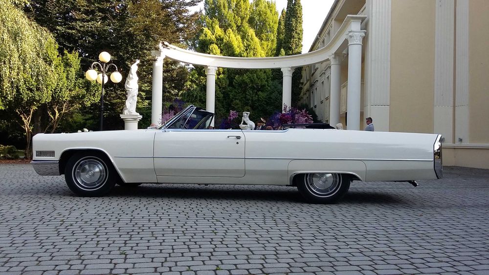Auta do ślubu. Cadillac DeVille Cabrio/Cadillac DeVille Coupe.