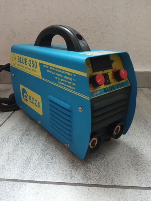 Продам инверторный сварочный аппарат