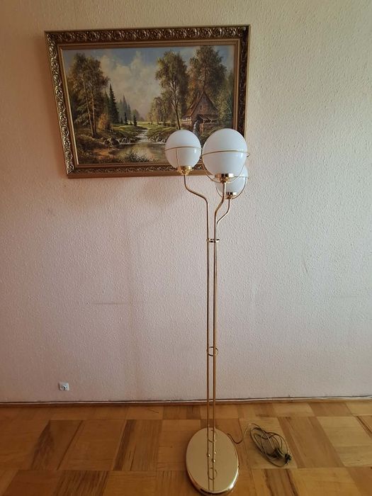 Lampa stojąca złota