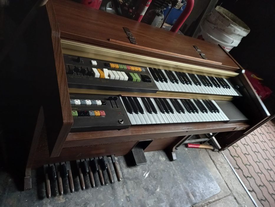 Organy Hohner  Symphonie D-92
