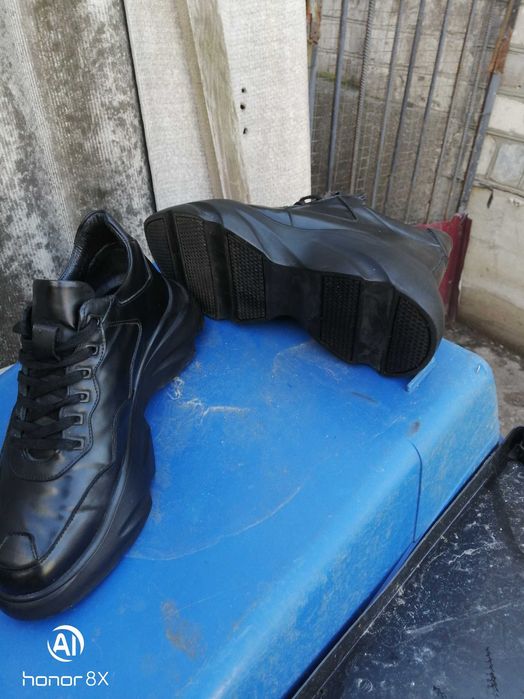 Кроссовки мужские 41