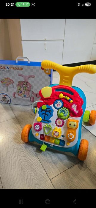 Interaktywny stolik edukacyjny Pchacz 2w1 Lean Toys
