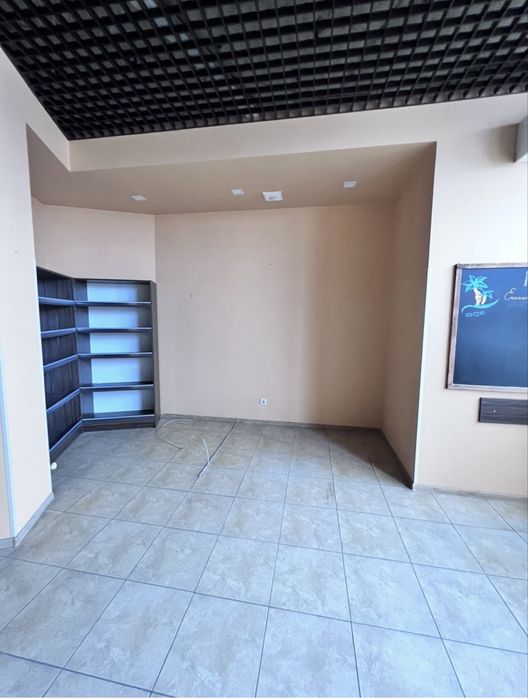 Оренда 48кв. м. Вигідне і унікальне місце.