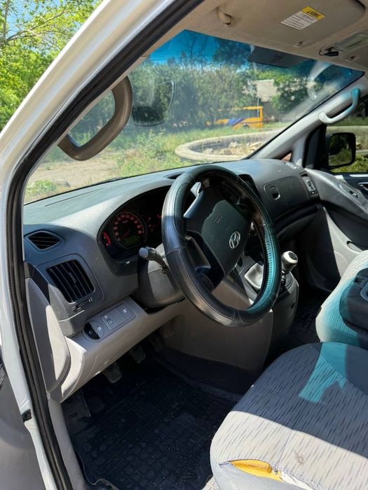 Hyundai H1 Starex бус 6 передач