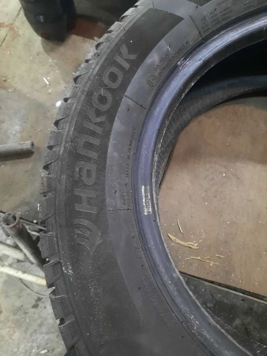 Шины  Hankook Б\У бросовая цена мешают в гараже