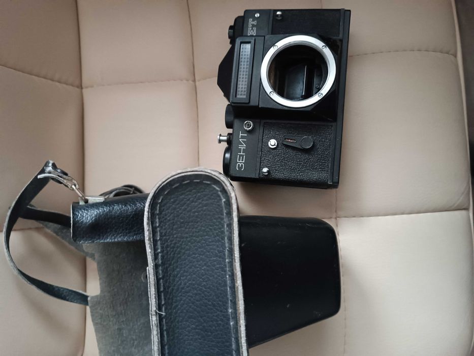 Продам фотоаппарат Зенит ЕТ