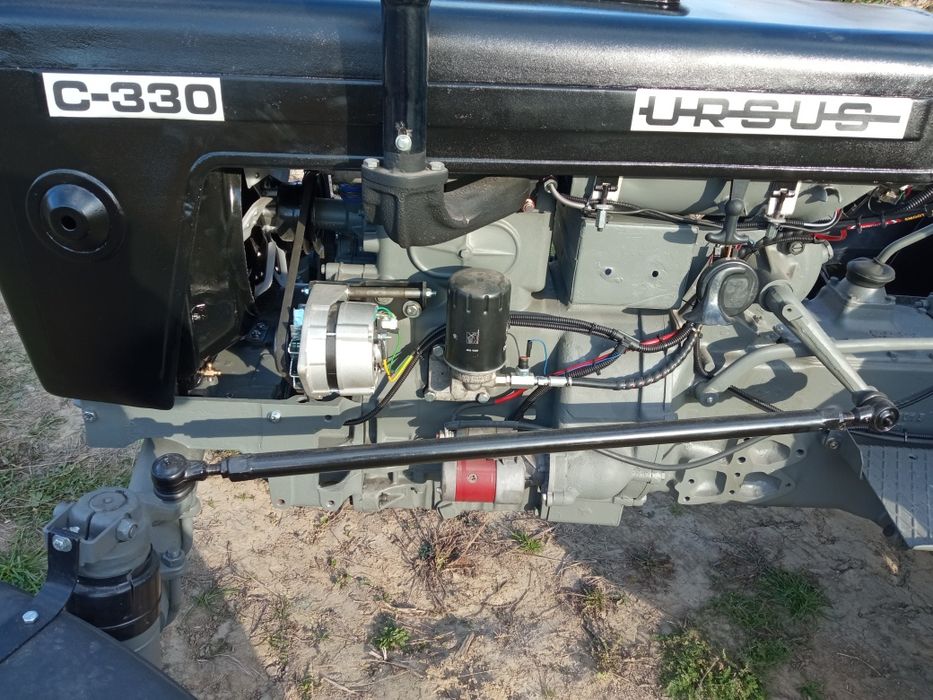 Ursus C-330, wspomaganie, miękka przednia oś, łożyska stozkowe tył