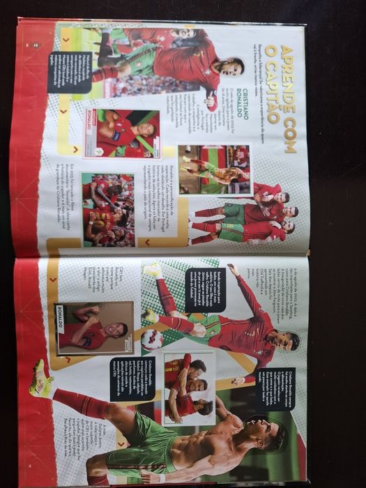 Caderneta Portugal Fome de Vencer 2022