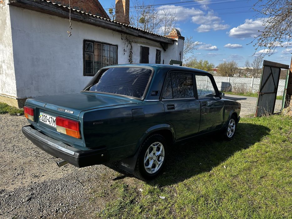 ВАЗ 2107 2001 газ бензин