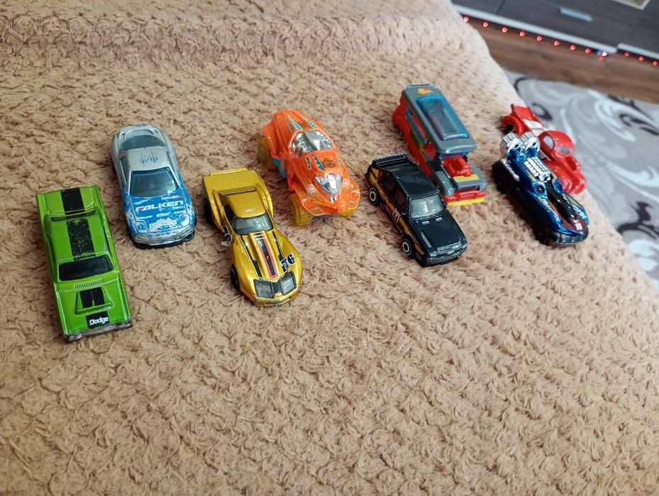 Машинки хотвілс колекція